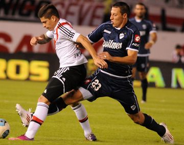 Quilmes igualó con River y lo relegó en la lucha por la punta