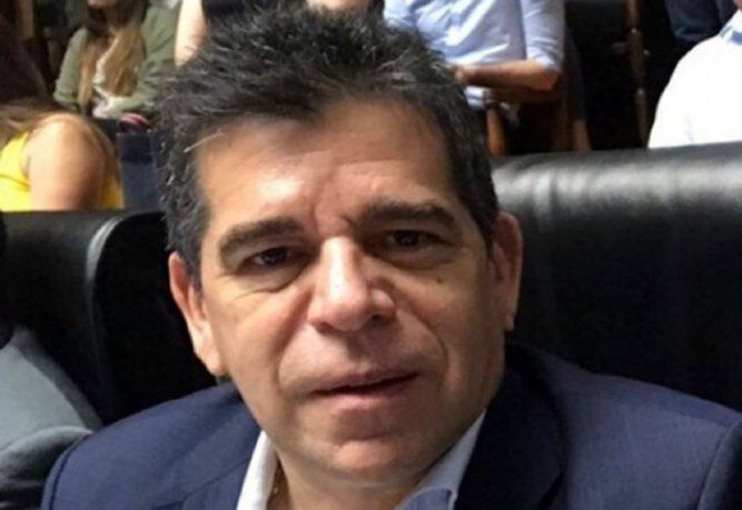 Legislador macrista dice que la venta de armas a Bolivia fue como la de Menem a Ecuador