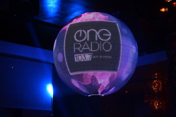 After office de Radio One Cerveza Miller