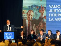 scioli, por radio 10: se negociara con los buitres, pero no de cualquier manera scioli, por radio 10: se negociara con los buitres, pero no de cualquier manera