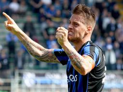 cada vez mas cerca: denis se despidio de atalanta y ¿llega a independiente? cada vez mas cerca: denis se despidio de atalanta y ¿llega a independiente?