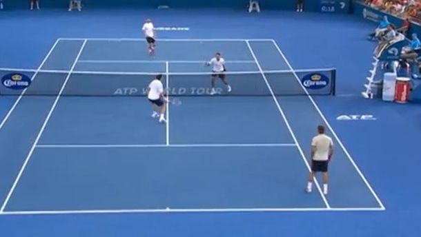 Van sólo dos días y Federer ya hizo el mejor punto de 2014