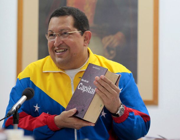 Expectativa por un nuevo parte médico de Hugo Chávez