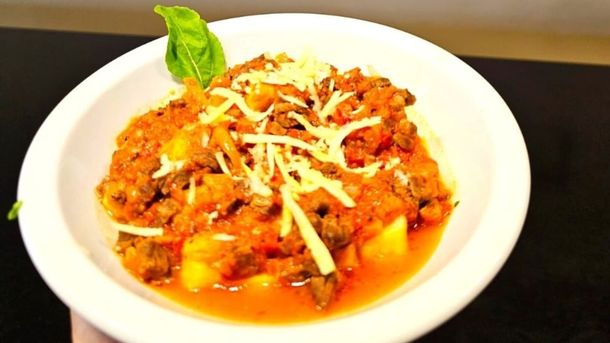 Las pastas son una opción popular en este bodegón. Las pastas son una opción popular en este bodegón.