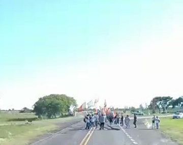Camionero esquivó un piquete