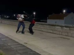 imagenes sensibles: mataron de una punalada a un joven de 15 anos en necochea imagenes sensibles: mataron de una punalada a un joven de 15 anos en necochea