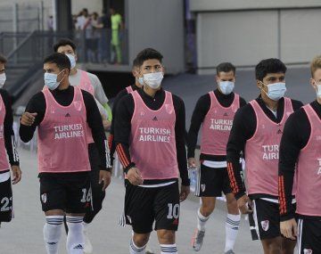 River no junta 11 futbolistas para jugar el miércoles