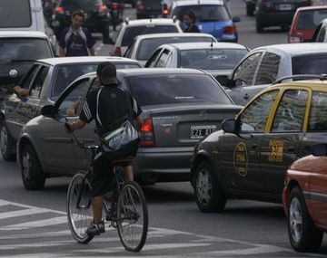 Multarán con 2.580 pesos a los que conduzcan sin licencia en la ciudad de Buenos Aires