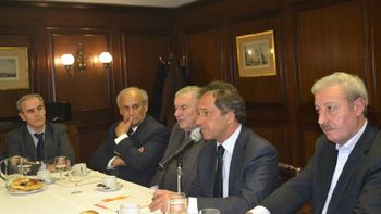 #eleccion2015: scioli se reunio con el peronismo porteno #eleccion2015: scioli se reunio con el peronismo porteno