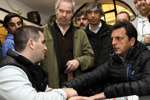 Solá, por Radio 10: Massa viene remando y apurando