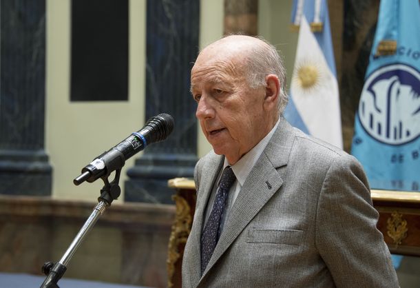 Falleció el presidente de la Bolsa de Comercio porteña