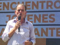 El senador Manini Ríos volvió a mostrar su postura contra las drogas. El senador Manini Ríos volvió a mostrar su postura contra las drogas.