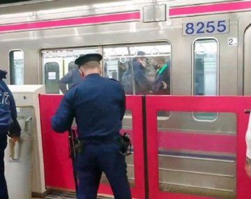 Múltiples heridos por el ataque del Joker en el metro de Tokio