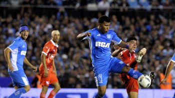 racing vendio a roger martinez al futbol chino por una cifra millonaria racing vendio a roger martinez al futbol chino por una cifra millonaria