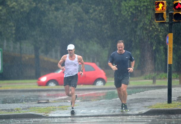 Cambió el pronóstico del tiempo: llegan las lluvias pero no hay buenas noticias para Buenos Aires