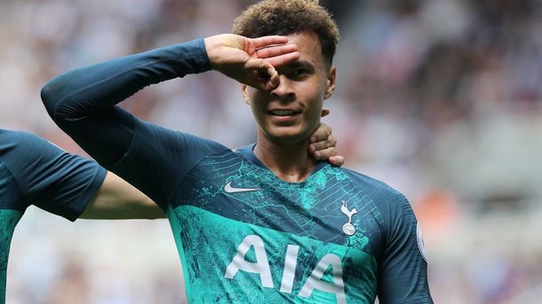 ¡Imposible! Dele Alli evolucionó su famoso desafío viral y lo complicó más