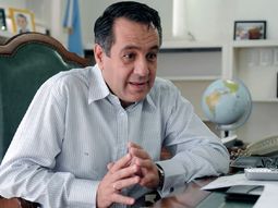 Fuerte cruce del ministro de Educación a los maestros que se oponen a la reforma