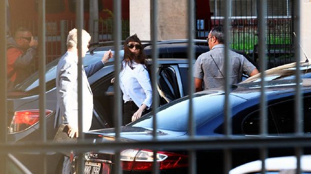 Florencia Kirchner en Comodoro Py