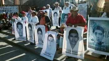 mexico: encuentran 55 nuevos cadaveres en fosas clandestinas mexico: encuentran 55 nuevos cadaveres en fosas clandestinas