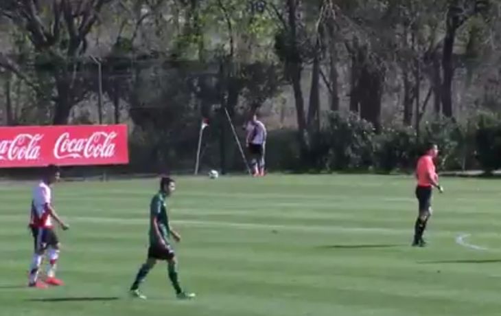 VIDEO: Flamante refuerzo de River marcó un gol olímpico en Reserva