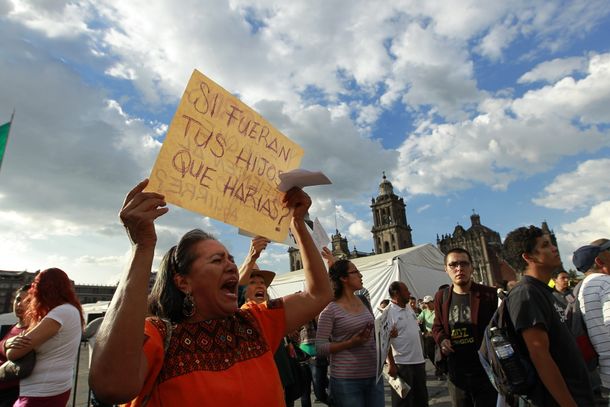 Denuncian la desaparición de otros 31 estudiantes en México