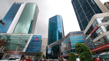 #panamapapers eeuu desmintio a rusia, pero admitio haber financiado a una institucion #panamapapers eeuu desmintio a rusia, pero admitio haber financiado a una institucion