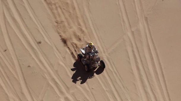 Detienen en Chile a dos pilotos del Dakar por dañar sitios arqueológicos