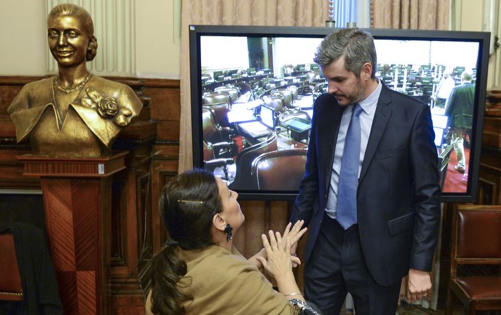 Allanan Jefatura de Gabinete por supuestas contrataciones irregulares de Marcos Peña