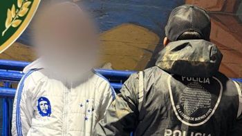 El hincha de Cruzeiro fue detenido cuando salía de la Bombonera El hincha de Cruzeiro fue detenido cuando salía de la Bombonera