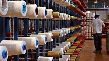 La apertura de importaciones provocó miles de despidos en la industria textil La apertura de importaciones provocó miles de despidos en la industria textil