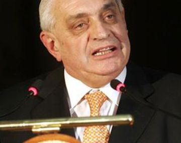 Adelmo Gabbi fue reelegido como presidente de la Bolsa de Comercio