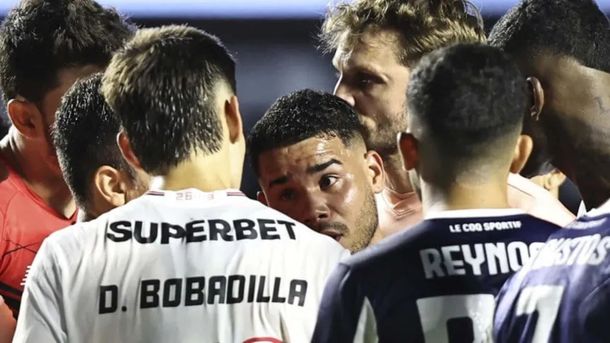 La posible sanción para el jugador de San Pablo por xenofobia contra Miguel Navarro