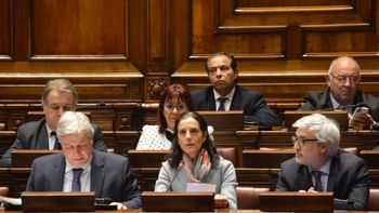 La ministra Azucena Arbeleche expresó ante el Parlamento su postura sobre la CTM de Salto Grande. La ministra Azucena Arbeleche expresó ante el Parlamento su postura sobre la CTM de Salto Grande.