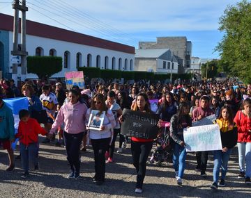 Puerto Deseado pidió justicia por la mujer violada y el niño asesinado