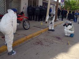 la policia baleo a un manifestante de upcn durante una manifestacion la policia baleo a un manifestante de upcn durante una manifestacion