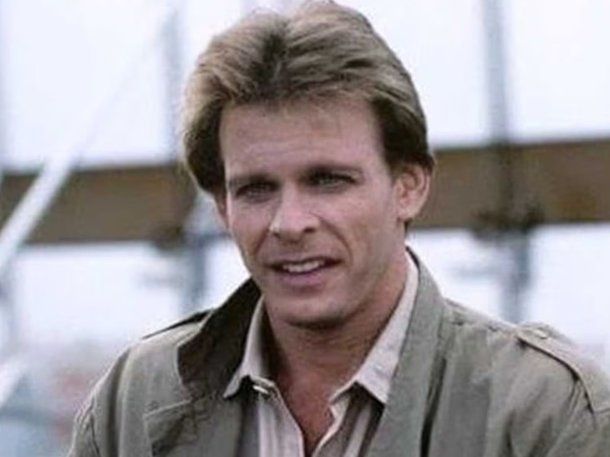 Preocupa la salud de Marc Singer: fue internado de urgencia