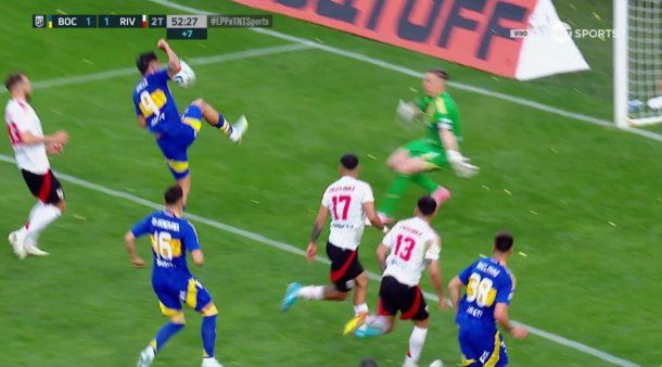 Polémica en la Bombonera: así fue el gol anulado a Boca ante River por una mano