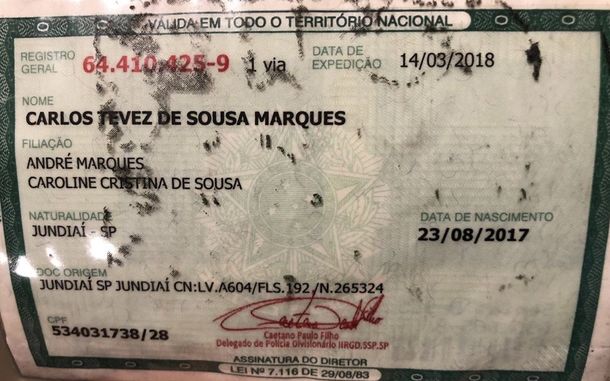 Carlos Tevez de Sousa Marques se llama el pequeño