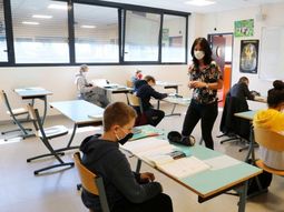 La OMS y Unicef ahora defienden mantener abiertas las escuelas