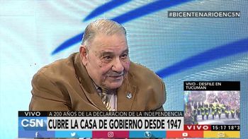 una institucion: roberto di sandro, decano de periodistas de la casa rosada una institucion: roberto di sandro, decano de periodistas de la casa rosada