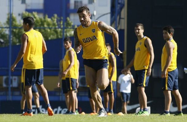 Con Osvaldo de titular, Guillermo probó al equipo que enfrentará a Lanús