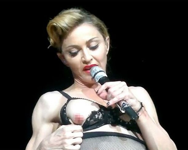 Madonna, abucheada en París por no complacer a sus fans