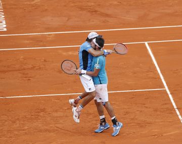 Leo Meyer metió el último punto en el dobles ante Italia