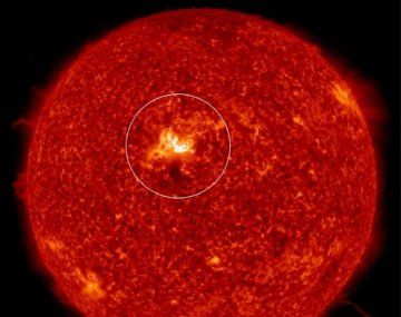 Hay alerta de tormenta geomagnética por una llamarada solar que llegaría este lunes a la Tierra