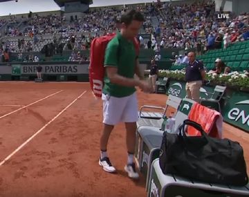 Zeballos le llevó el bolso a Goffin
