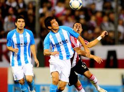 racing vencio a river y se quedo con un titulo de verano racing vencio a river y se quedo con un titulo de verano