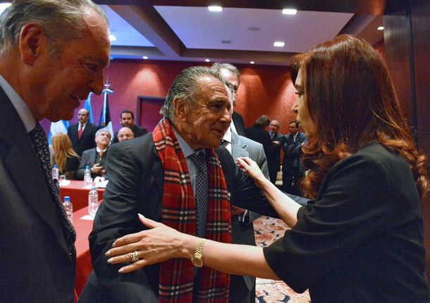 Califican como positiva la reunión con la Presidente