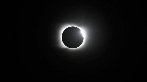 Eclipse solar en Piedra de &Aacute;guila, Neuqu&eacute;n