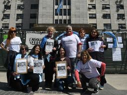La mujer que ofreció un arma en el chat de Revolución Federal, había tomado clases de tiro.