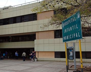 Encontraron en Córdoba a un bebé recién nacido desnudo dentro de una caja de zapatos